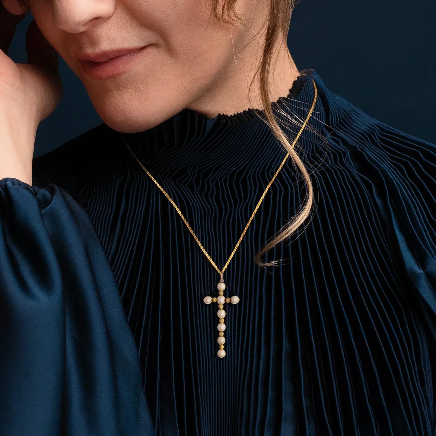 COLLANA CROCE - PERLE E ORO